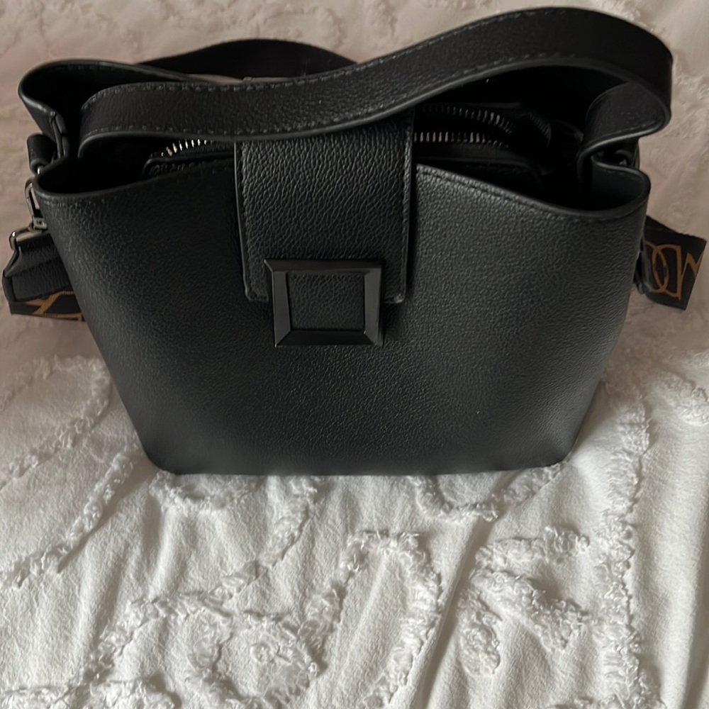 Crossbody purse